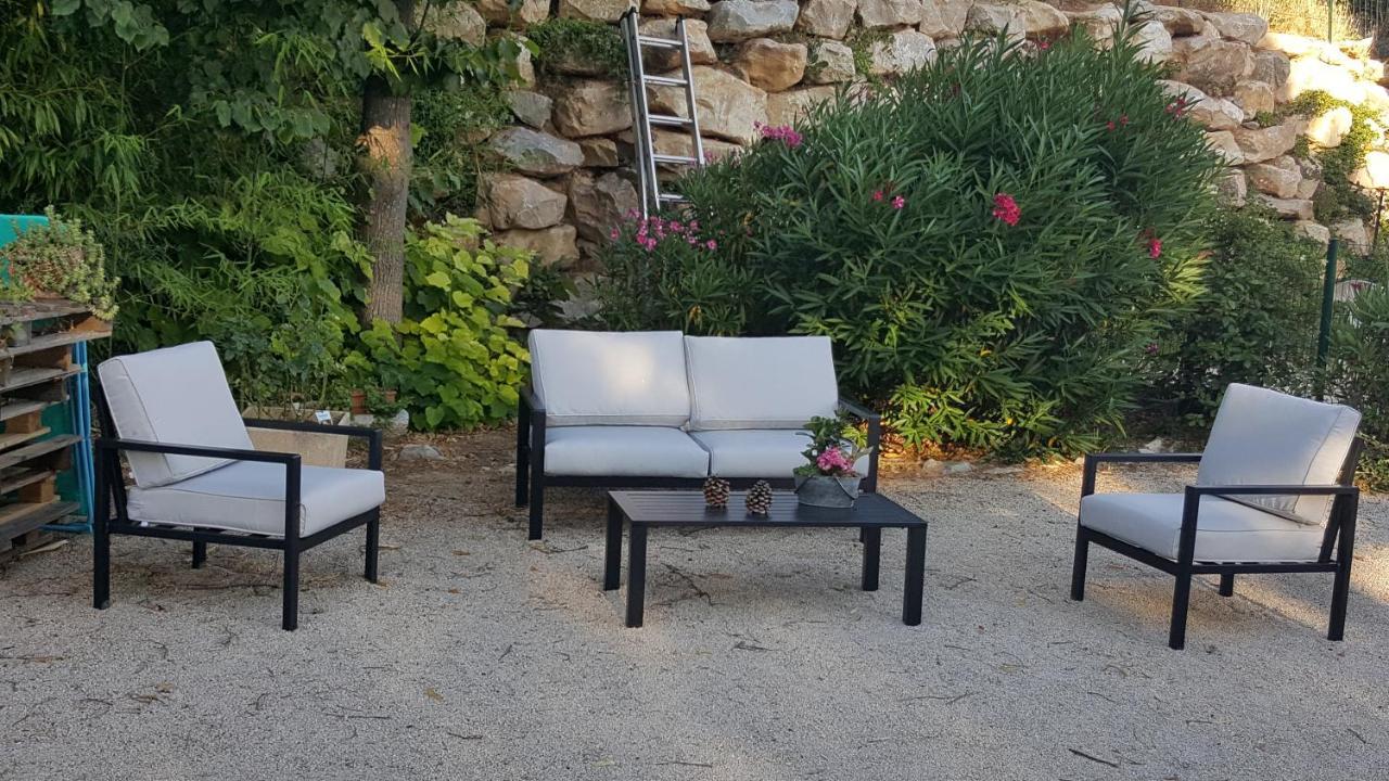 Mas Des Petits Loups Hébergement de vacances *